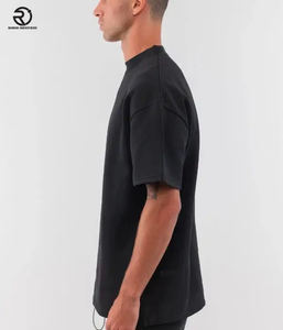 Vente en gros Logo personnalisé 300 GSM T-shirt à imprimé bouffant noir surdimensionné lourd 100% coton pour hommes - Product Image 3