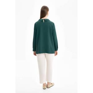 Chemise longue décontractée pour femmes avec détail de col brodé vert - Product Image 4