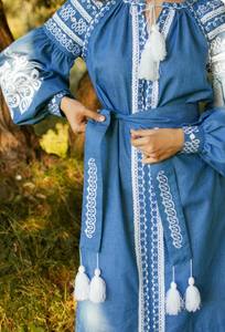 Knee-Length Embroidered <b>Dresses</b> for Women Floral Embroidery Long Sleeve V-Neck Party Wear <b>Dress</b> With <b>Tassel</b> - Product Image 5