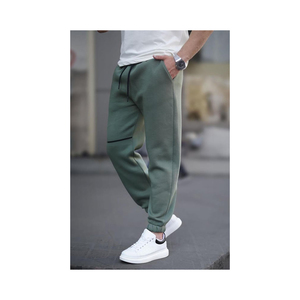 Pantalon de survêtement imprimé décontracté pour hommes Pantalon de survêtement tissé respirant de différentes tailles et couleurs pour l'hiver de Turkiye - Product Image 5