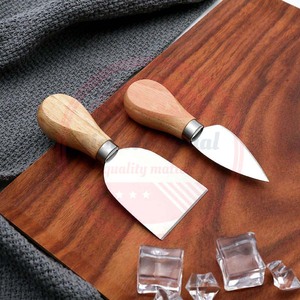 4 pièces couteau à fromage ensemble d'outils manche en bois de bambou ensemble de couteaux à fromage en acier inoxydable pour une utilisation en cuisine - Product Image 2