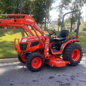Tracteur miniature multifonctionnel 4x4 Kubota 4 cylindres diesel 4x4 avec chargeur frontal, pompe et moteur principal - Product Image 2