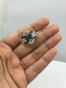 แหวน1.15 CTS เพชรอินฟินิตี้สีขาวและสีน้ำเงินทรงกลมเงินสเตอร์ลิงตามธรรมชาติ - Product Image 4