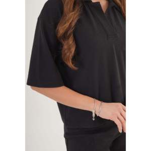 Blusa de Manga Corta con Cuello Camisero Negra para Mujer Lustrin, Diseño Moderno con Adornos para Uso Diario y Profesional - Product Image 4