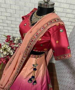 Tissu brodé en filet lourd, nouveaux designers indiens, Lehenga, Choli avec Blouse, pièce prête à porter, dernière exclusivité - Product Image 3