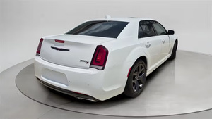 2023 ไครสเลอร์ 300S ขับเคลื่อนล้อหลัง สภาพดี ใช้งานน้อย - Product Image 6