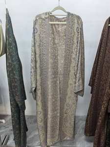 <span class=keywords><strong>Abaya</strong></span> OEM/ODM <span class=keywords><strong>Dubai</strong></span>, Abito Islamico di Lusso per Donne Musulmane, Modesto Vestito in Pashmina Viscosa con Gemme Applicate a Mano - Product Image 6