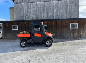 รถอเนกประสงค์ Kubota RTV X1100C UT4x4 รถแทรกเตอร์สำหรับฟาร์ม รถกอล์ฟ รถอเนกประสงค์ 4 ที่นั่ง พร้อมกระบะบรรทุก และอุปกรณ์ไถหิมะ - Product Image 2