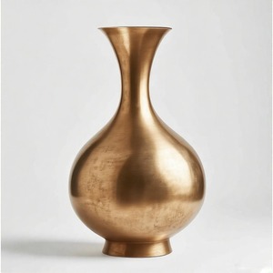 BaroqueNest Chic Metal Jar Opulent Grace Tall Bronce Acabado Diseñador Metal Jarrón Exquisito Hecho a mano Acento para la decoración del hogar - Product Image 6