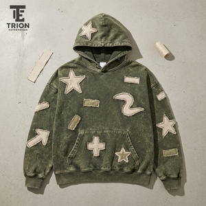 Sweat à capuche brodé pour homme, effet délavé, offre une douce chaleur, un toucher texturé et une broderie fine pour un style décontracté polyvalent. - Product Image 5