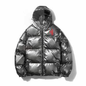 Nueva llegada ropa de invierno para hombre chaquetas acolchadas con capucha chaqueta de plumón burbuja masculina espesar gran oferta al aire libre trampa estrella invierno logotipo personalizado - Product Image 1