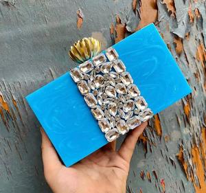 กระเป๋าคลัทช์ทำจากเรซินที่ทันสมัยพร้อมพลอยเทียมกระเป๋าเงินสำหรับปาร์ตี้งานแต่งงานกระเป๋าคลัทช์ดีไซน์สร้างสรรค์ - Product Image 6