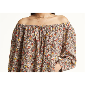 Top con Hombros Descubiertos Treasure & Bond, Estampado Floral Cally en Color Marfil, Talla Grande para Primavera - Product Image 2