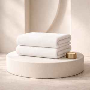 Serviette de Bain Hôtelière Moderne en Coton Turc Premium 100% Couleur Unie, 70x140cm, 450 GSM, Super Absorbante, Durable et Douce, pour Fabricants en Gros - Product Image 2