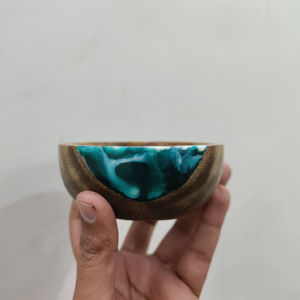 Bol de service artisanal en bois et résine, bol à soupe au design moderne, toutes tailles disponibles, vaisselle et assiettes modernes - Product Image 1