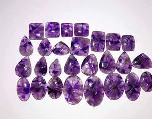 Vente en gros magnifique cabochon d'améthyste naturelle de quartz en vrac de forme et de taille mixtes pour la fabrication de bijoux en quartz - Product Image 5