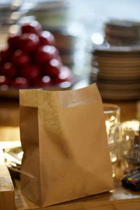 Machine automatique de fabrication de sacs en papier à fond carré à grande vitesse 200 pièces/min, contrôlée par PLC, entièrement automatique, avec commande servo pour les sacs d'épicerie alimentaire - Product Image 4