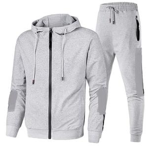 Vêtements de sport personnalisés pour hommes Survêtements de jogging Fabricant OEM Costumes de jogging pour hommes Vente en gros de qualité supérieure - Product Image 5