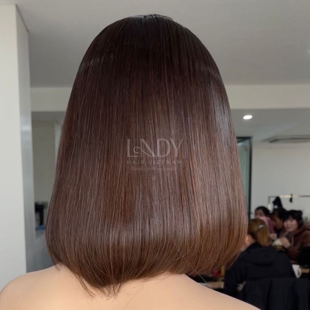 สีน้ำตาล