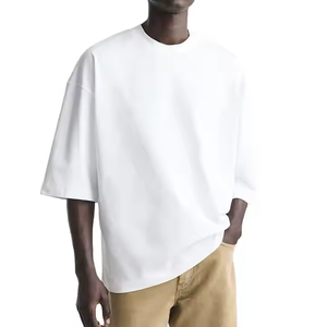 Camiseta de gran tamaño para hombre Diseño de logotipo personalizado 100% algodón Camiseta de hombro caído esencial de alta calidad para hombres - Product Image 1