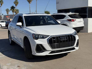 ( F&H ) รถยนต์มือสอง ปี 2022 ออดี้ คิว3 ควอตโตร เอส ไลน์ พรีเมียม 45 ทีเอฟเอสไอ เอเอสดับเบิลยู ควอตโตร เอส - Product Image 2