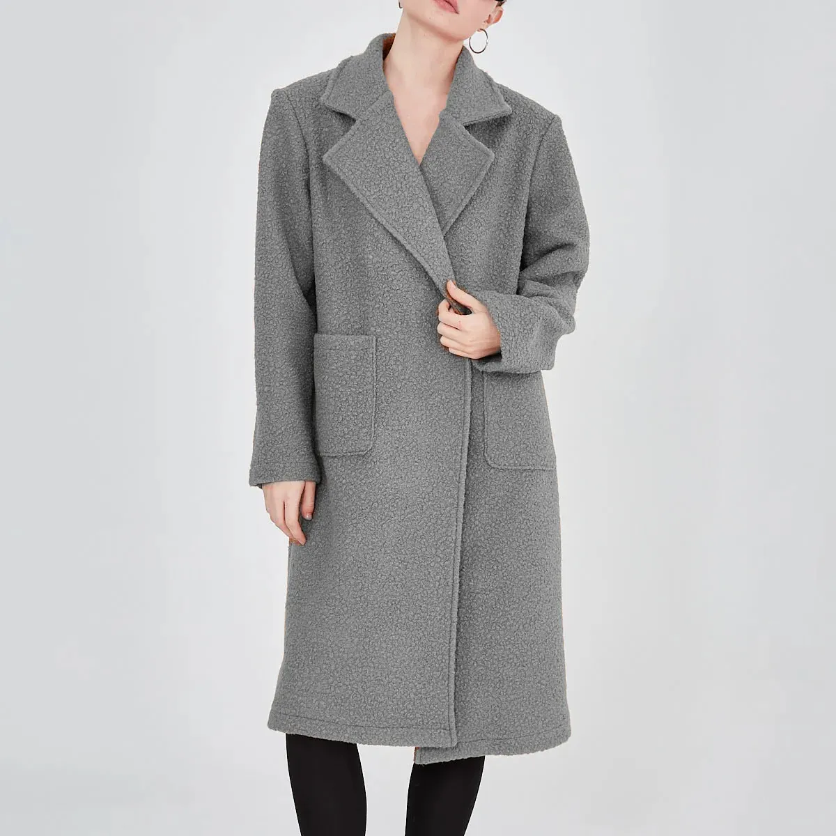 Color gris Piel larga Tela de lana Color gris Piel abrigo de piel de manga larga