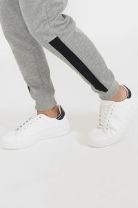 Costume de sport pour hommes pantalon de survêtement à capuche ensemble survêtement pour hommes sweat à capuche avec logo personnalisé à la mode avec logo personnalisé - Product Image 5