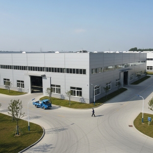 Hangar à structure en acier à très longue portée pour ailes d'éoliennes et équipements d'énergie renouvelable - Product Image 3