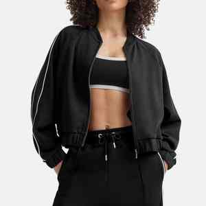 Chaqueta Deportiva Ligera Unisex para Verano 2025, Transpirable, de Secado Rápido, Elástica, para Entrenamiento, con Ribete en Contraste, Corte Cuadrado - Product Image 2