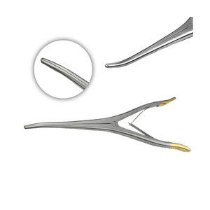 Ensemble d'instruments esthétiques reconstructifs pour augmentation mammaire, comprenant un écarteur mammaire, une lame droite émoussée et des pinces de dissection en acier inoxydable - Product Image 1