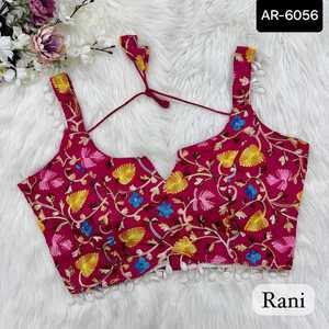 Blusa de algodón mágico pesado de uso étnico indio con blusa tradicional elegante costura acolchada pesada con hermoso trabajo de espejo - Product Image 3