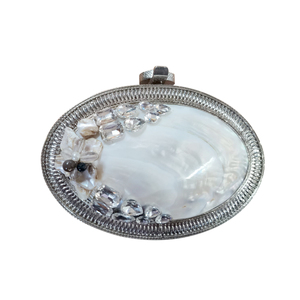 Embragues de noche de diseñador artesanales, piedras de cristal Vintage de lujo, latón, madre perla, sobre de elegancia pura, cada detalle - Product Image 1