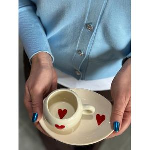 Cuore turco tazza di caffè con piattino