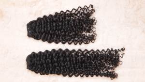 Extensión de cabello Remy indio rizado profundo negro natural, paquete de cabello Remy virgen con extremos dibujados individuales, pelucas de cabello humano de aspecto étnico - Product Image 2