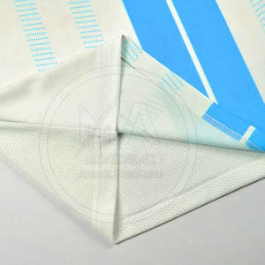 Uniforme de Fútbol Sublimado a Precio Económico, Nuevo Diseño con Logotipo Personalizado, 100% Poliéster, Secado Rápido y Transpirable para Hombre - Product Image 5