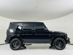 รถยนต์เมอร์เซเดส-เบนซ์ จี 63 เอเอ็มจี ปี 2021 มีจำหน่ายพร้อมเลขไมล์ต่ำ / เครื่องยนต์เบนซิน / รถใช้งานน้อย สภาพดี ไม่มีอุบัติเหตุ ระบบขับเคลื่อนสี่ล้อ - Product Image 2