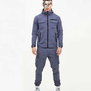 ชุดวอร์มไนลอนสำหรับผู้ชายชุดออกกำลังกายแบบรูดซิปสีตัดกันชุดออกกำลังกายแบบปรับได้ - Product Image 1