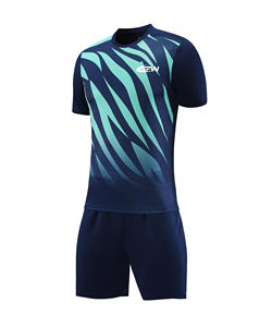 Uniformes de football Kits de football d'équipe Maillots à séchage rapide en polyester personnalisés Short vierge Respirant Impression par sublimation OEM en vrac - Product Image 3