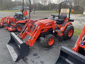 Venta caliente Kioti CX2510 25HP Mini Tractor Precio de fábrica Equipo agrícola compacto Diesel Power Tamaño pequeño para motor de bomba Caja de cambios - Product Image 6