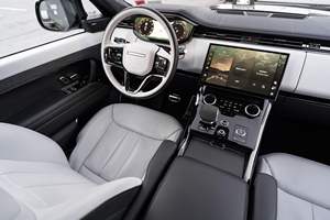 OFFRE SPÉCIALE 2023 Range Rover Sport First Edition Moteur V8 biturbo Transmission automatique AWD - Product Image 2