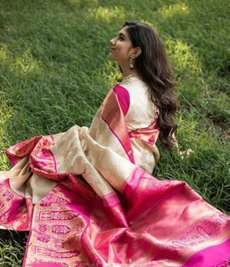 Banarasi Silk Handloom Saree Indian Designer Saree with Blouse Piece Indian Traditional Designer Silk Saree - Product Image 4