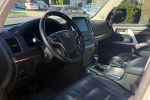 Toyota Land Cruiser 2021 Usado Premium, Motor V8 de 5.7 Litros, 4x4 - Product Image 4