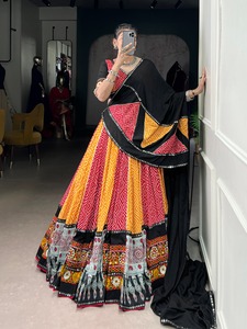 Festival Wear Rayon con estampado Bandhej y Gamthi Work Lehenga Choli Fabricante y proveedor de Surat - Product Image 2