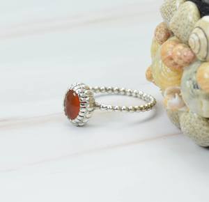 Anillo minimalista hecho a mano de plata sólida 925 con cabina de cornalina roja, joyería fina ecológica, anillo de cornalina roja para regalo - Product Image 3