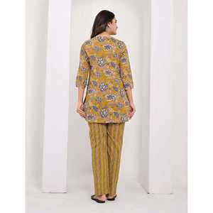 Ensemble coordonné imprimé fleurs moutarde sur coton, tenue deux pièces pour tous les jours, XS/XS, haut à manches trois-quarts avec boutons, tissu en coton - Product Image 5