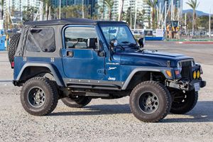 Jeep Wrangler Sport 4x4 d'occasion de 2002, sans réserve, moteur 6 cylindres de 4,0 litres, provenance Californie, modifications tout-terrain - Product Image 3