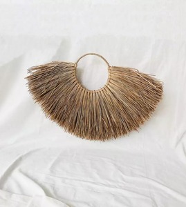 ของตกแต่งผนังสไตล์โบโฮจากหญ้าทะเลธรรมชาติ งานถักมือรูปพัด สำหรับตกแต่งบ้าน ผลิตในเวียดนาม - Product Image 6