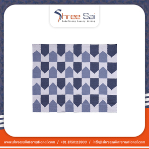 Tapis moderne en laine ultra douce, tissage plat, tapis de prière brodé, design attrayant pour porte de cuisine, prix de gros disponible - Product Image 6