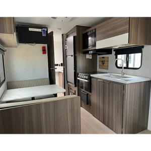 Autocaravana Diésel de Lujo Clase A Byways 38 BL de 39 pies, Usada en 2025, con Literas, Baño Trasero y Capacidad para 6 Personas - Product Image 5