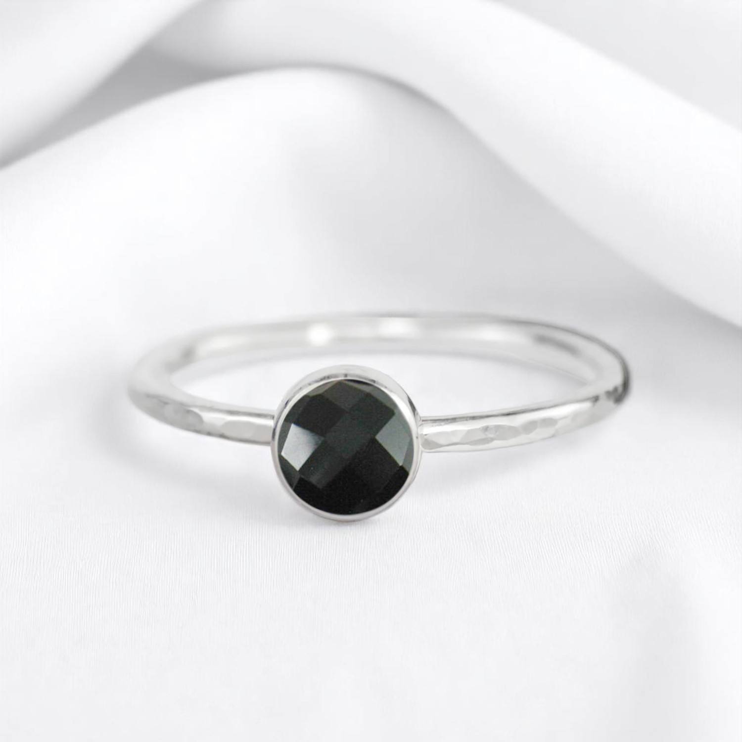 โอนิกซ์สีดำ